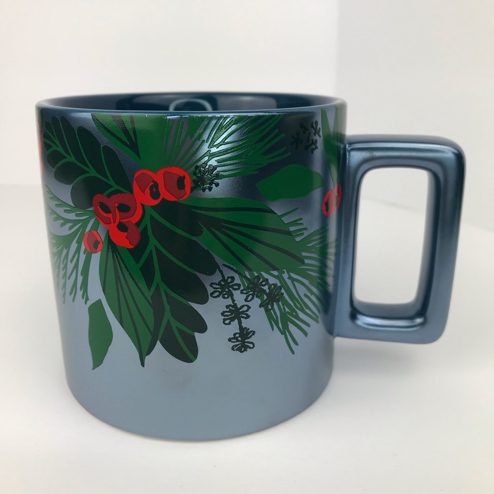 Starbucks 2021 Christmas Blue Pinecone Holly Berries Ceramic Coffee Mug 14 oz